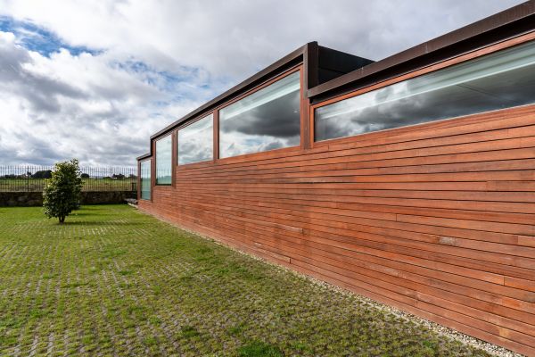 Professional Wood Cladding Service